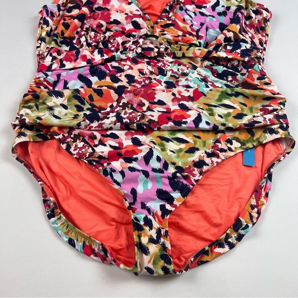 NWT Bleu Rod Beattie Women's Printed Nylon One-Piece Swimsuit - Picture 6 of 9